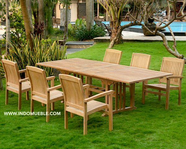 Luxury Outdoor Furniture Set At Affordable Price